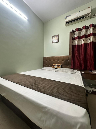 Bedroom, Bms Luxury homes, Bangalore