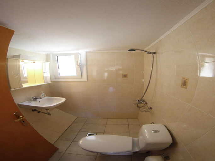 Bathroom 4, Villa in Agia Galini with Pool Views, Crete