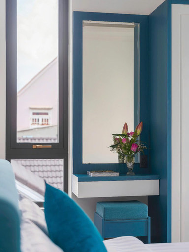 Bedroom 30