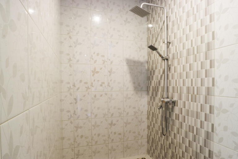 Bathroom 5, Gempita House Legian Bali, Badung
