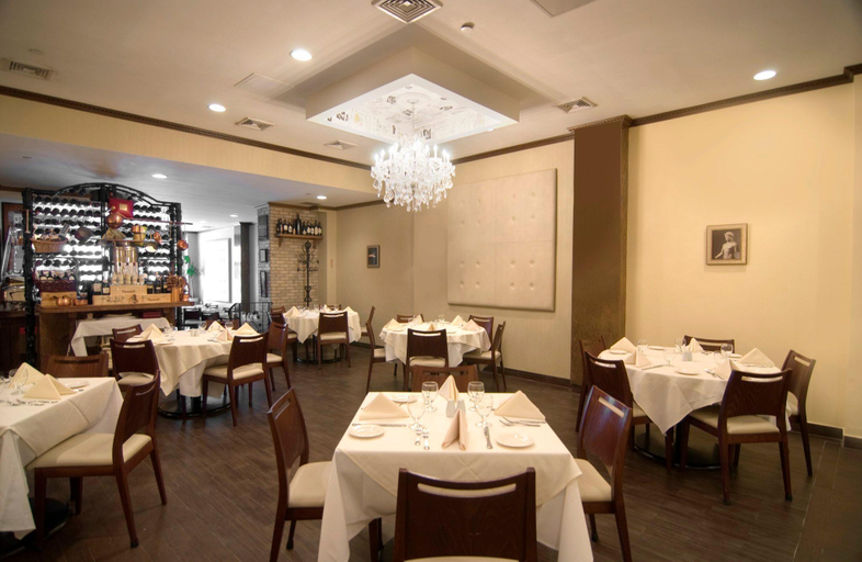 Food & Drinks 5, Marco LaGuardia Hotel & Suites, New York