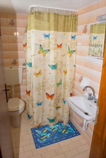 Bathroom 3, Hotel Velissarios, Crete