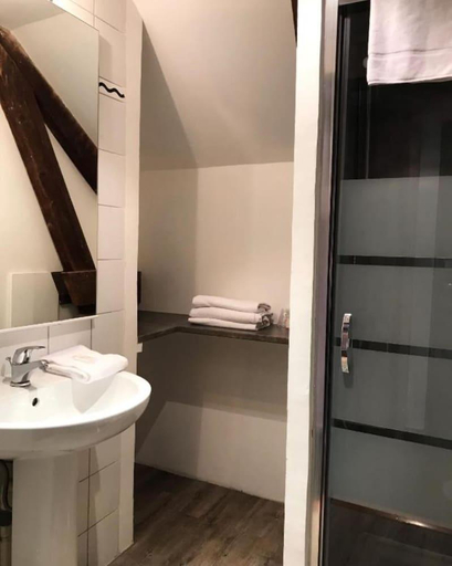 Bathroom 4, Hotel Aux Sacres Reims, Centre Historique, Marne