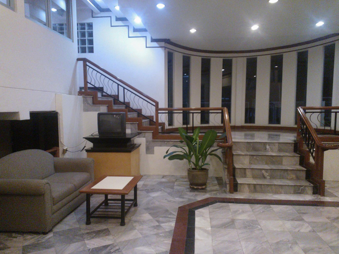 Public Area 4, Golden House Service Apartment, Muang Rayong