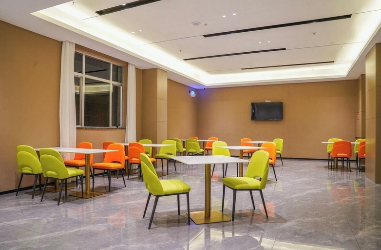Food & Drinks, yi xuan hotel - bus station, Yangjiang