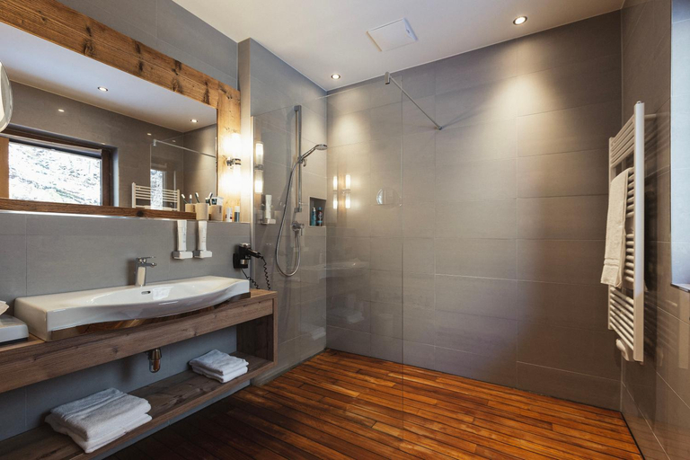 Bathroom 4, Das Glemm Hotel, Zell am See