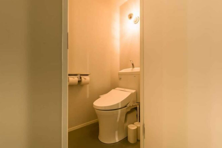 Bathroom 12