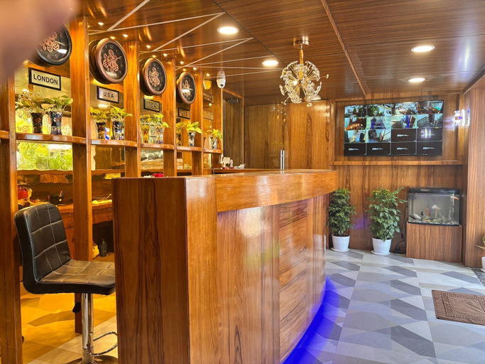 Food & Drinks, HOTEL ARTS PALACE, Mumbai Suburban