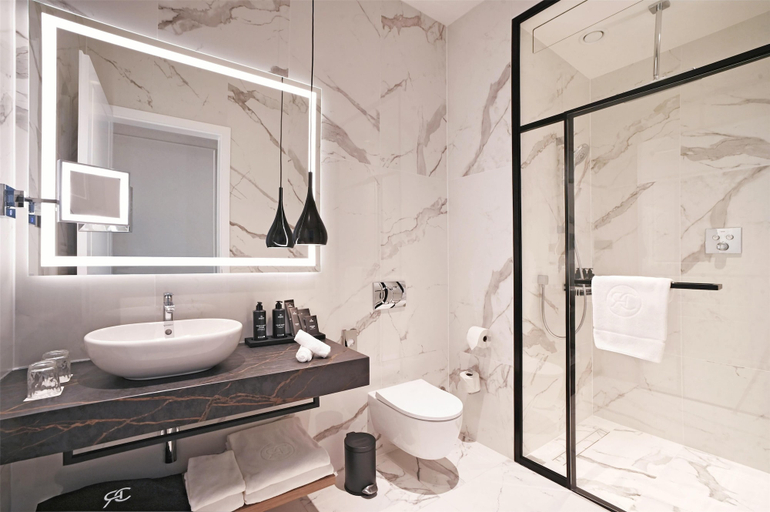 Bathroom 4, Radisson Collection Hotel, Basilica Budapest, Budapesti