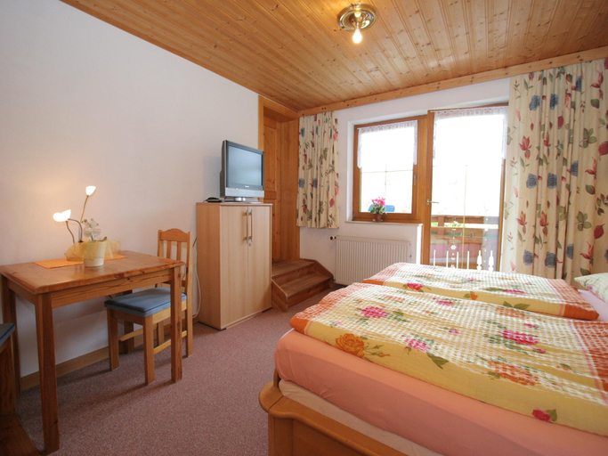 Bedroom 2, Sauna Apartment in Schladming, Liezen