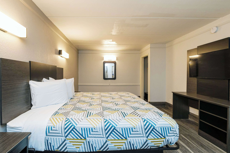 Bedroom 11