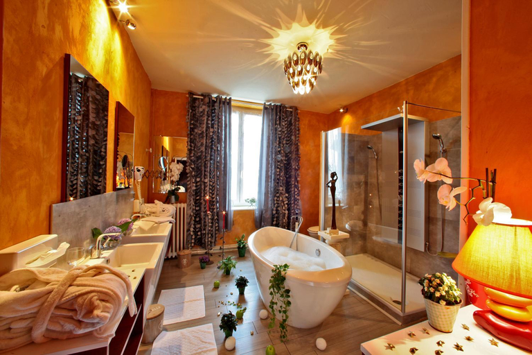 Bathroom, Hostellerie Saint Jacques, Dordogne