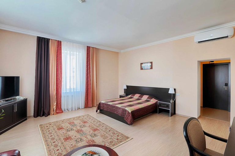 Others 4, Voyage Hotels Mezonin, Stavropol'