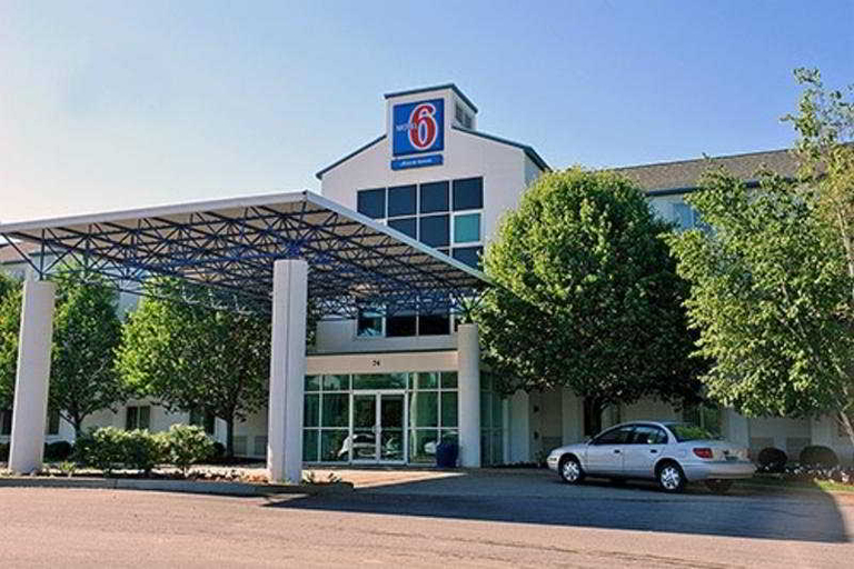 Exterior & Views 2, Motel 6 Burlington, Chittenden
