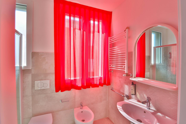 Bathroom 2, Ciccio Hotel, Rimini
