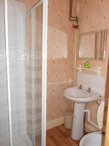Bathroom 2, The Lanes, Blackpool