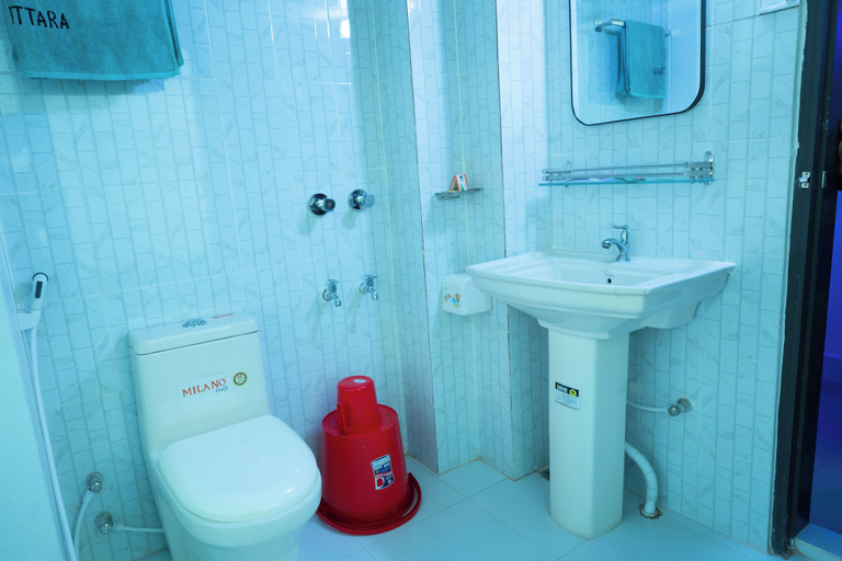 Bathroom 5, Hotel Uttara, Dhaka