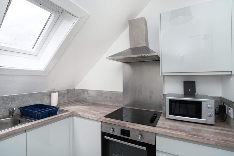 Room 5, Cosy Fully Equipped Studio 7 Close to University, Aberdeen