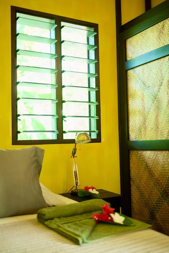 Bedroom 3, South Pacific Memories, Pango
