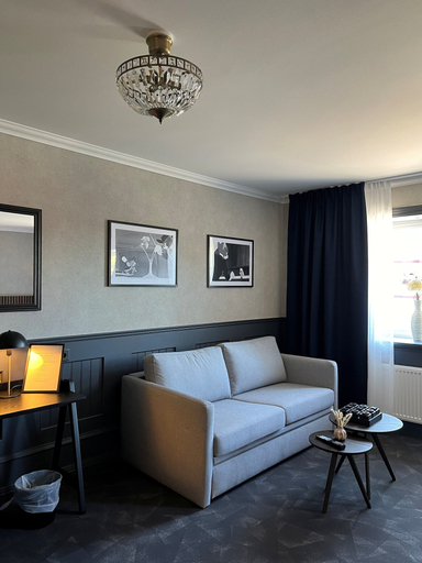 Others 4, Centralhotellet Tierp, Tierp