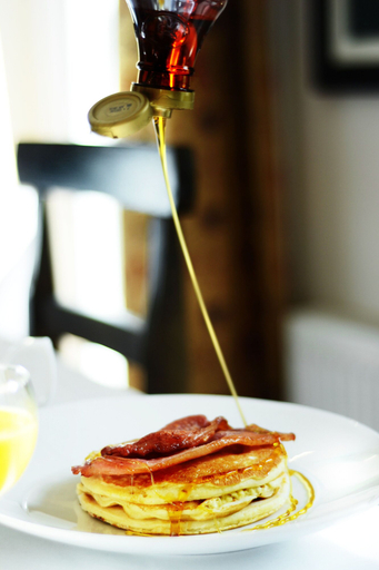 Food & Drinks, Donegal Manor