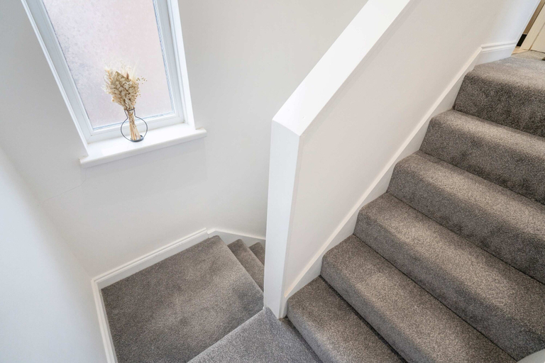 Room 4, 3 Bedroom House-free Parking, North Tyneside