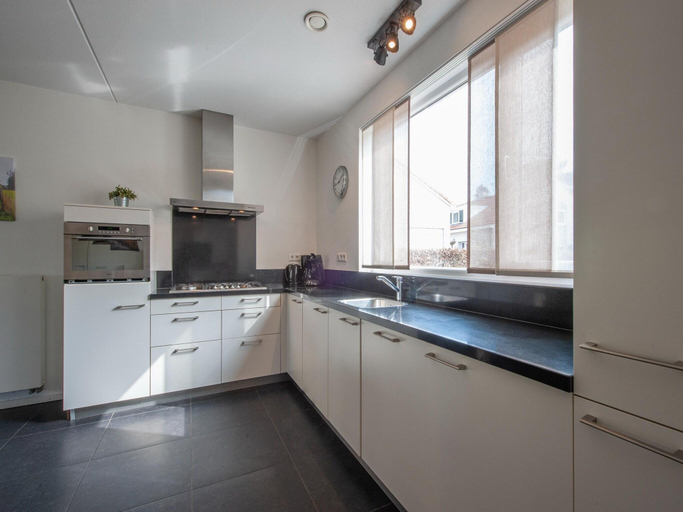 Others 4, Villa in Arcen with Pool  Family Amenities, Arcen en Velden