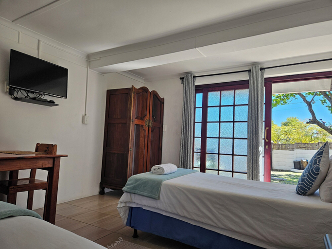 Bedroom 2, Kelkiewyn Guesthouse Caledon, Overberg