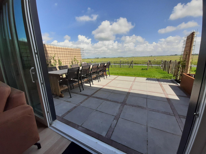 Others 2, Villa in Leons with Sloop Rental, Littenseradiel