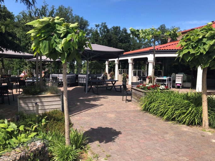Others 5, Villa in Arcen with Pool  Family Amenities, Arcen en Velden