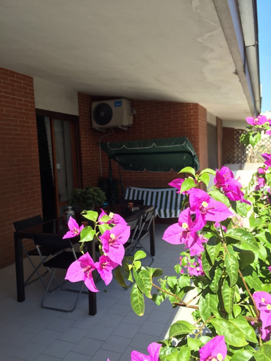 Others 5, B&B Le Saline, Taranto