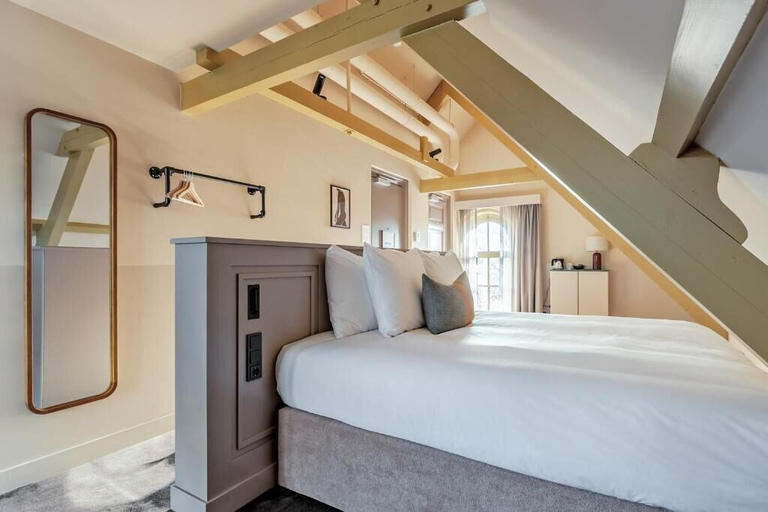 Bedroom 4, Metzlr House, Haarlem
