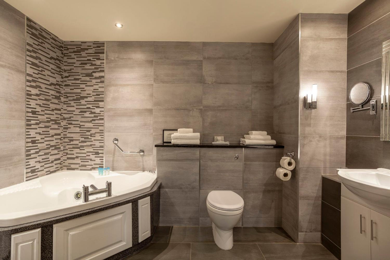 Bathroom 5, Carrickdale Hotel & Spa