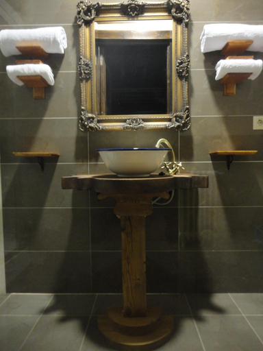 Bathroom 3, Hotel Rural las Cinco Ranas, Ciudad Real