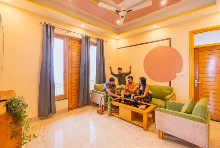 Others 5, The Hosteller Chakrata, Dehradun