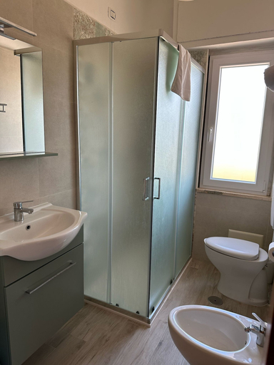 Bathroom 3, Hotel Costa Jonica, Catanzaro
