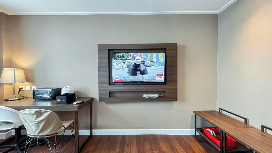 Room 4, Cozy Studio Apartment (No Kitchen) at Tuscany Residence, South Tangerang