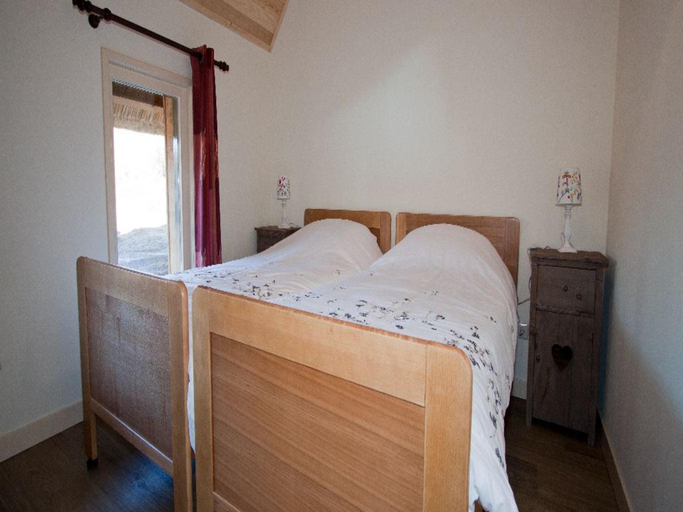 Bedroom 2, Farmhouse in Geesteren near Golf Course, Borculo