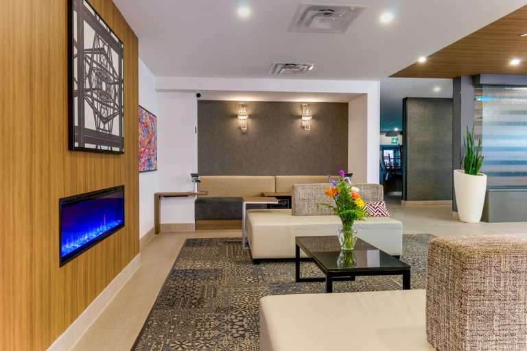 Public Area 4, Best Western Plus Dauphin, Division No. 17