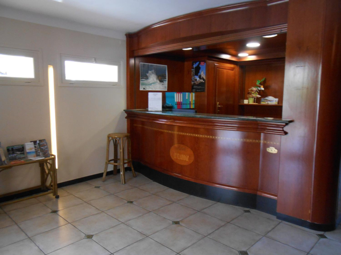 Public Area 2, Le Claridge, Corse-du-Sud