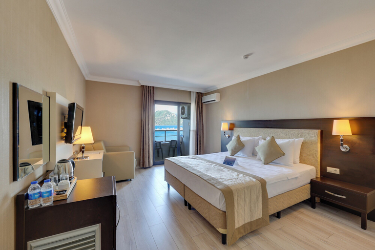 Bedroom 4, Faros Premium Beach Hotel, Marmaris
