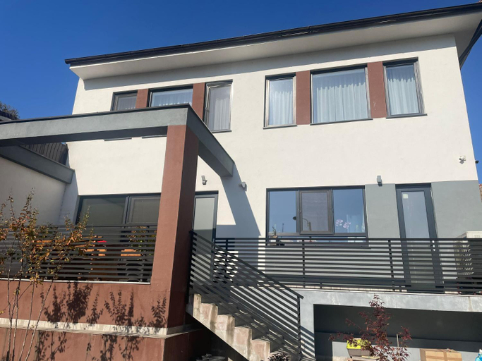 Others 4, Axon Apartments, Oradea
