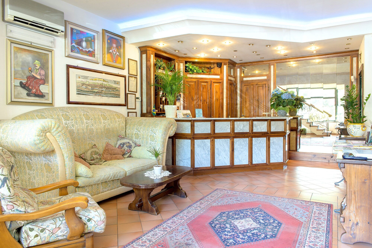 Reception 2, Hotel Da Carlos, Lucca
