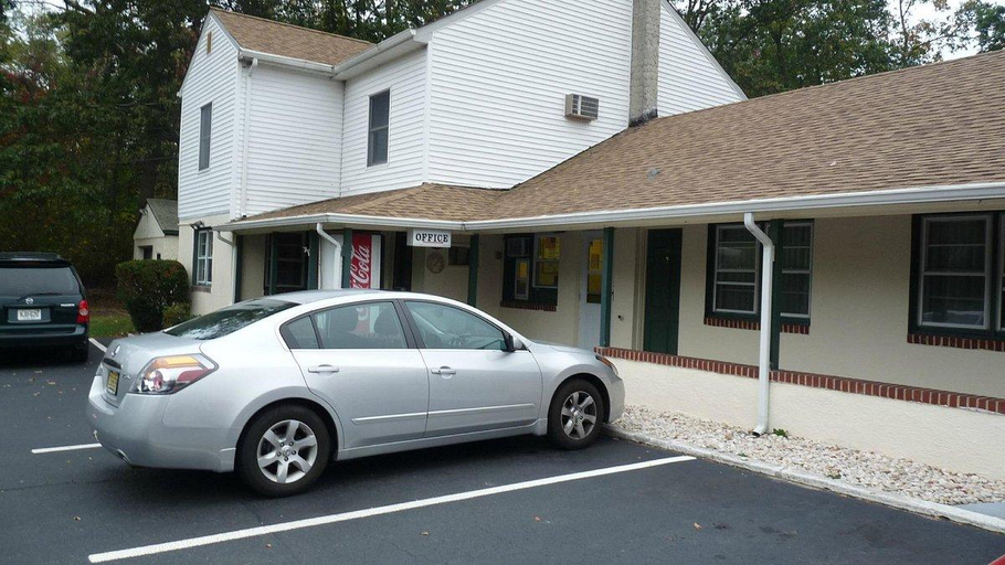 Exterior & Views, Shore Hills Motel, Monmouth