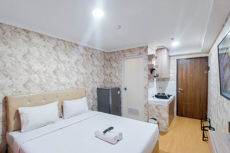 Bedroom, Best Deal Studio at Sentraland Medan Apartment, Medan