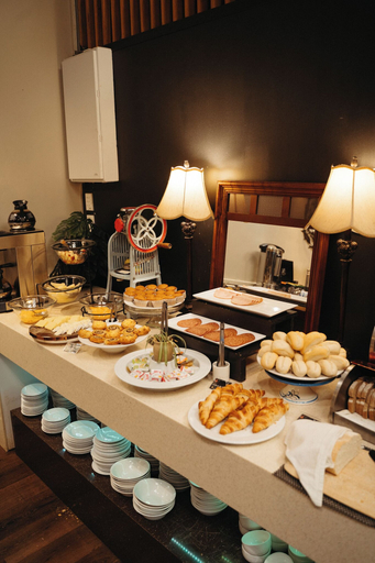 Food & Drinks 3, Auckland Boutique Capsule, Waitakere
