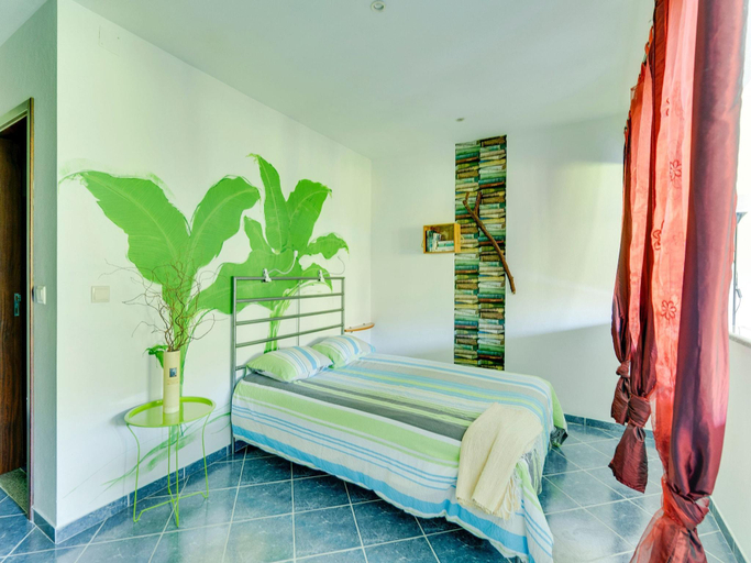 Bedroom 3, Villa with Pool near Douro Valley, Penafiel