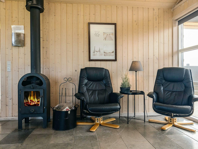 Interior 5, 5 Star Holiday Home in Lokken, Hjørring
