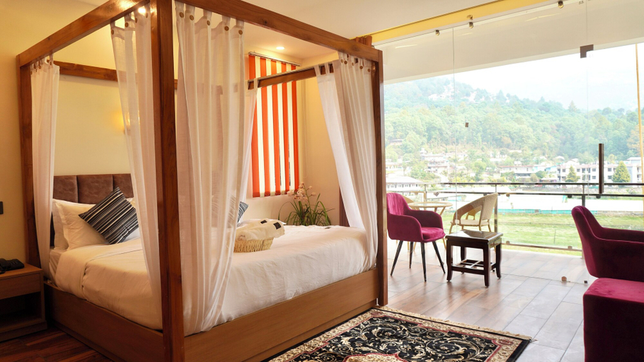 Others 1, Nakshville, Nainital