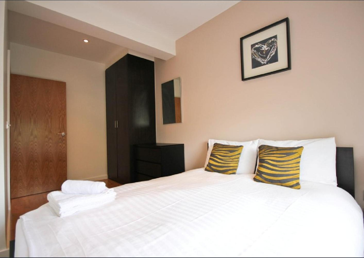 Others 4, Princes Square Serviced Apartments, London